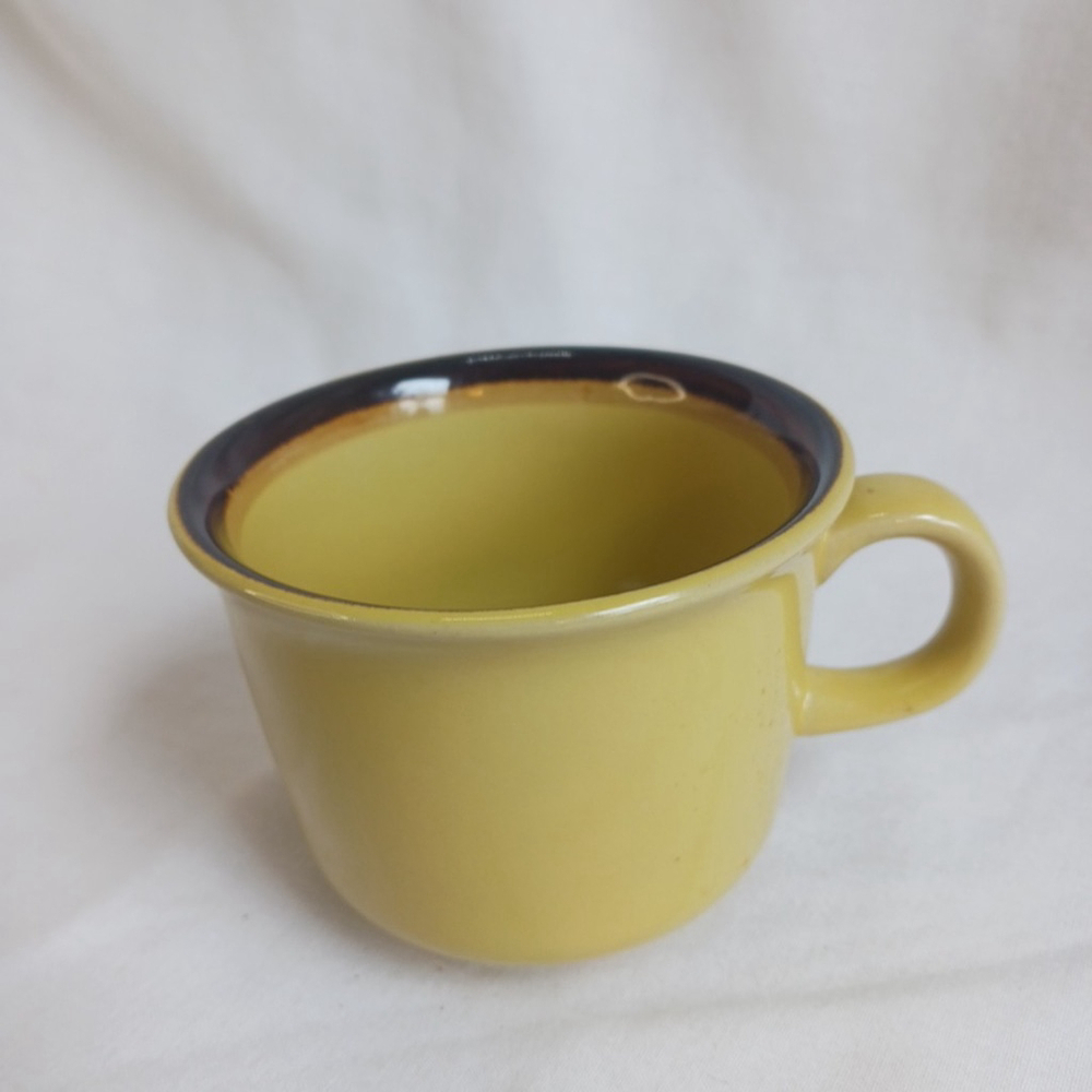Independence Stoneware Interpace Japan Mustard Yellow Coffee Mug